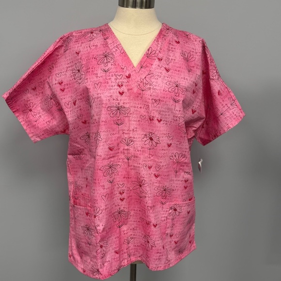 NWT Scrub HQ Top Large Pink  Hearts & Flowers Cotton Scrubs Nurse Uniform Floral - Picture 1 of 6